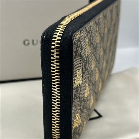 Gucci bumblebee wallet